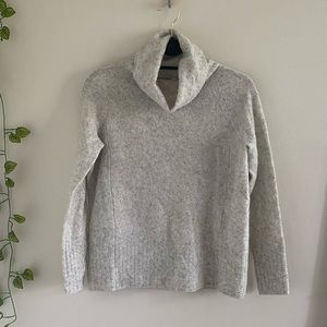 Aritzia The Group by Babaton “Plutarch” sweater